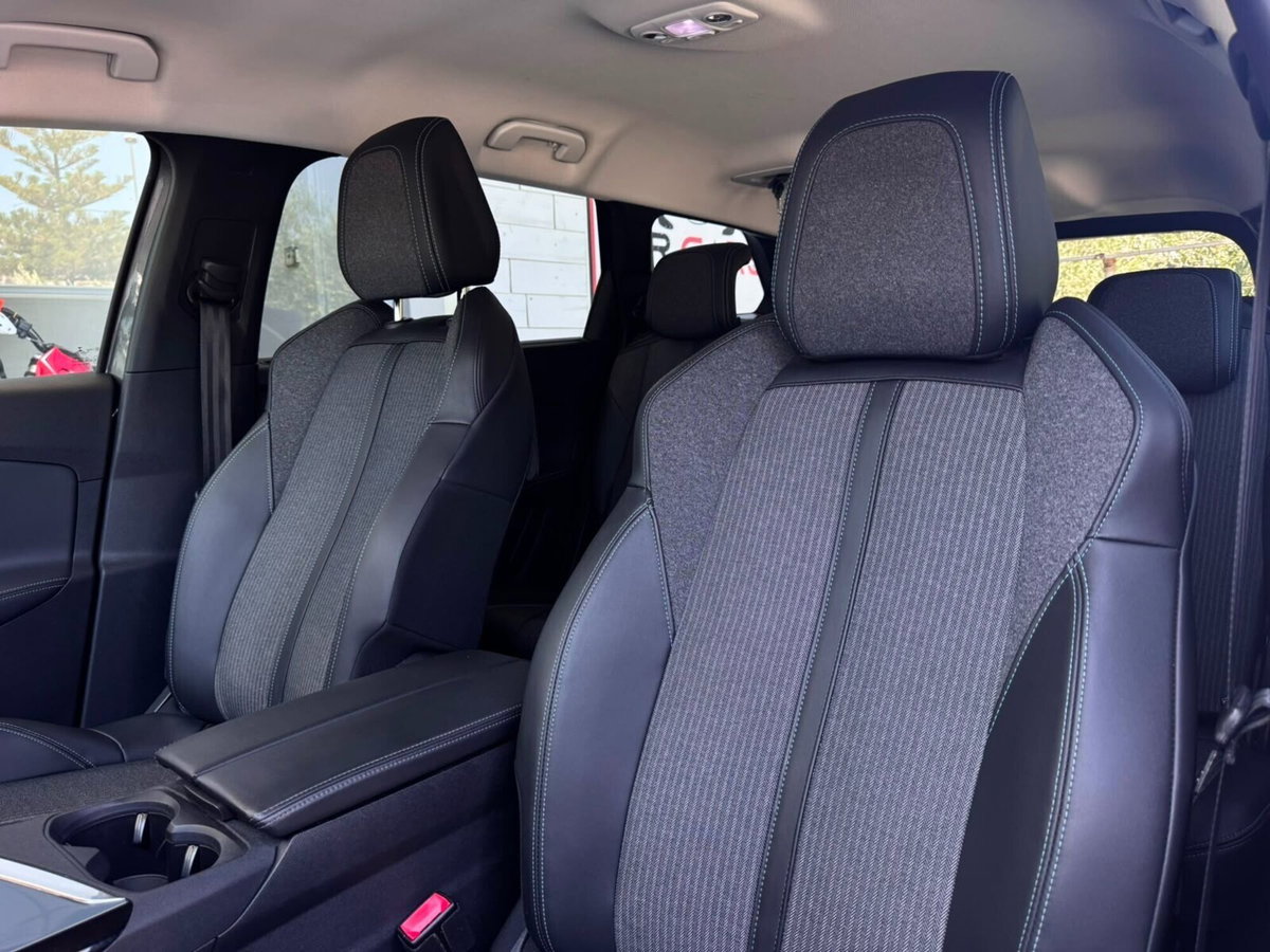 Peugeot 5008 BlueHDi 130 S&S EAT8 Allure (8)