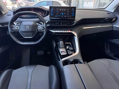 Peugeot 5008 BlueHDi 130 S&S EAT8 Allure (9)