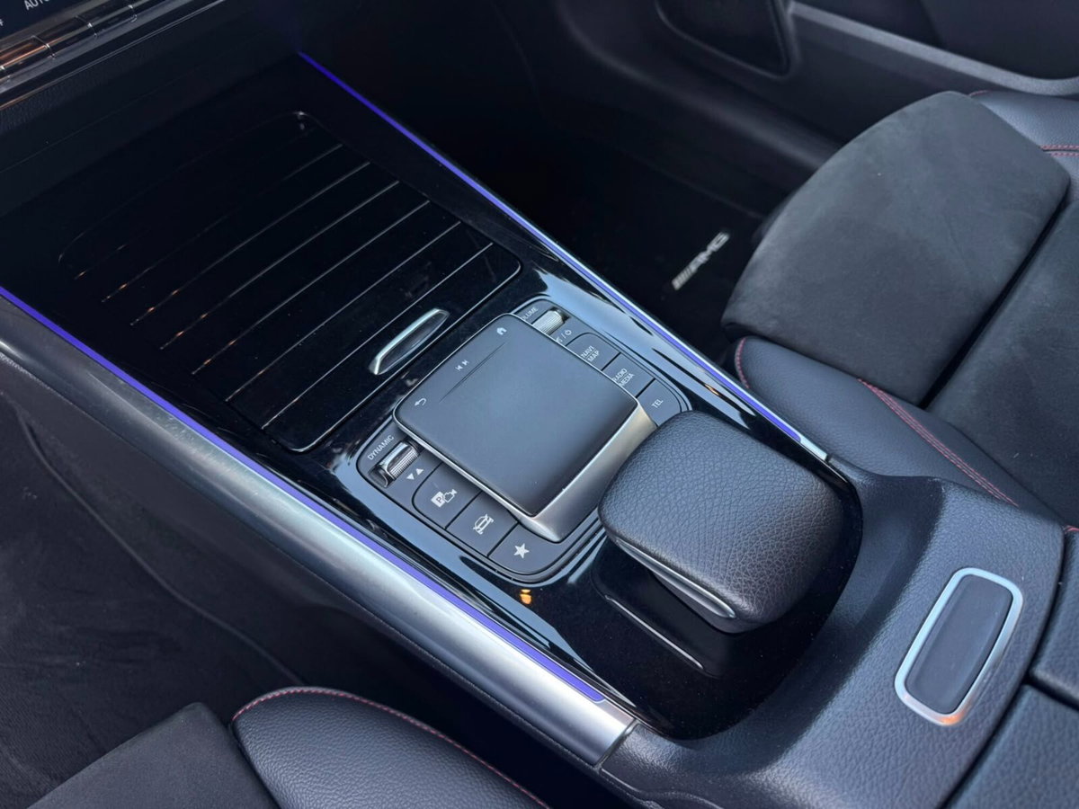 Mercedes-Benz GLA SUV 200 d Automatic Sport Plus (14)