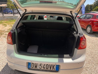 Volkswagen Golf Variant 1.9 TDI DPF DSG Sportline (15)