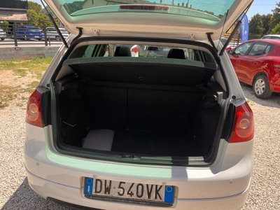 Volkswagen Golf Variant 1.9 TDI DPF DSG Sportline (16)