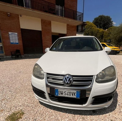 Volkswagen Golf Variant 1.9 TDI DPF DSG Sportline (17)