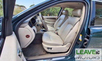 Jaguar X-Type 2 litri V6 24V cat Executive (15)