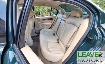 Jaguar X-Type 2 litri V6 24V cat Executive (17)