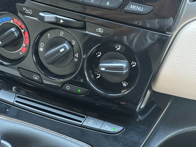 Lancia Ypsilon 1.2 69 CV 5 porte Platinum (15)