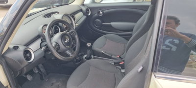 MINI Mini 1.6 16V One D (3)
