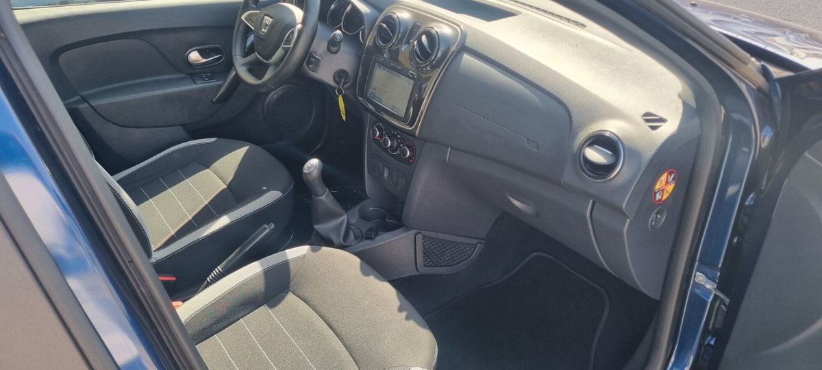 Dacia Sandero 0.9 TCe 12V 90CV Start&Stop Essential (3)