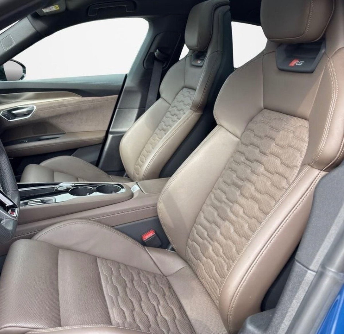 Audi e-Tron GT e-tron GT quattro (6)