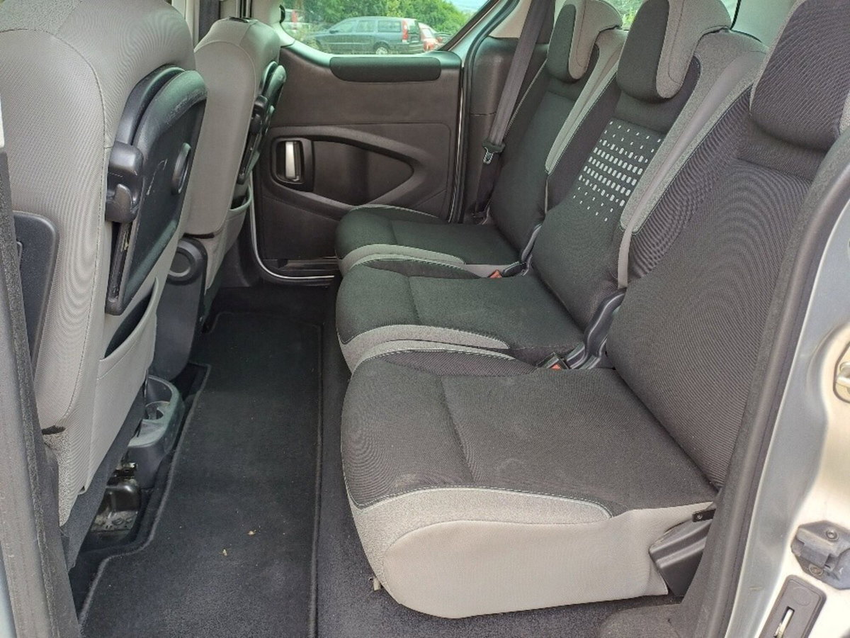Citroen Berlingo Multispace BlueHDi 100 5 posti Feel Combi N1 (13)