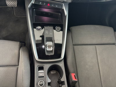 Audi A3 Sportback 35 TDI S tronic S line edition (15)