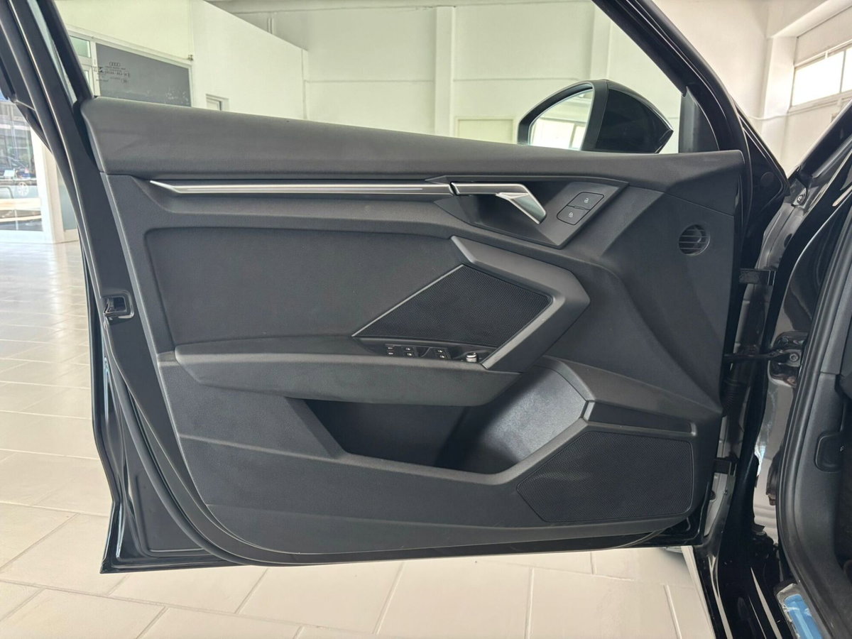 Audi A3 Sportback 35 TDI S tronic S line edition (9)