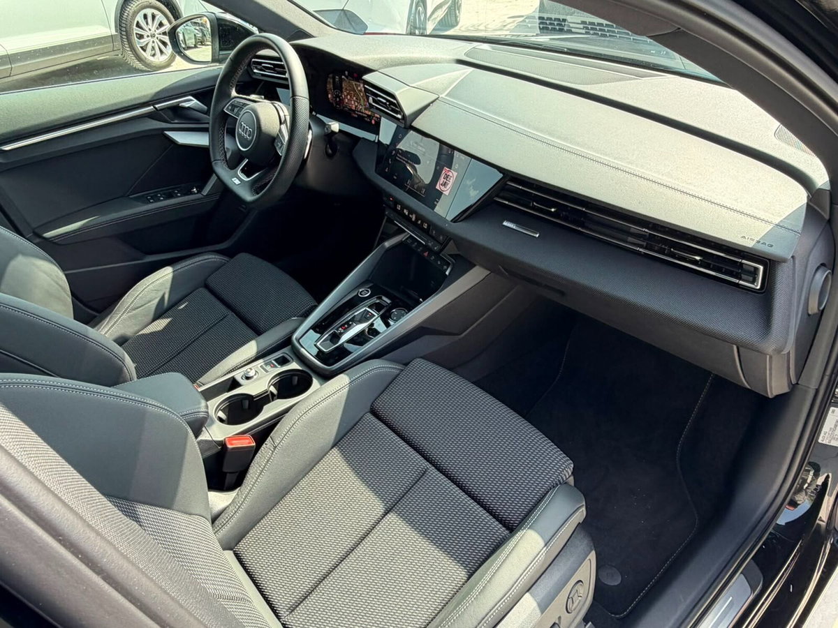 Audi A3 Sportback 35 TFSI S tronic S line edition (8)