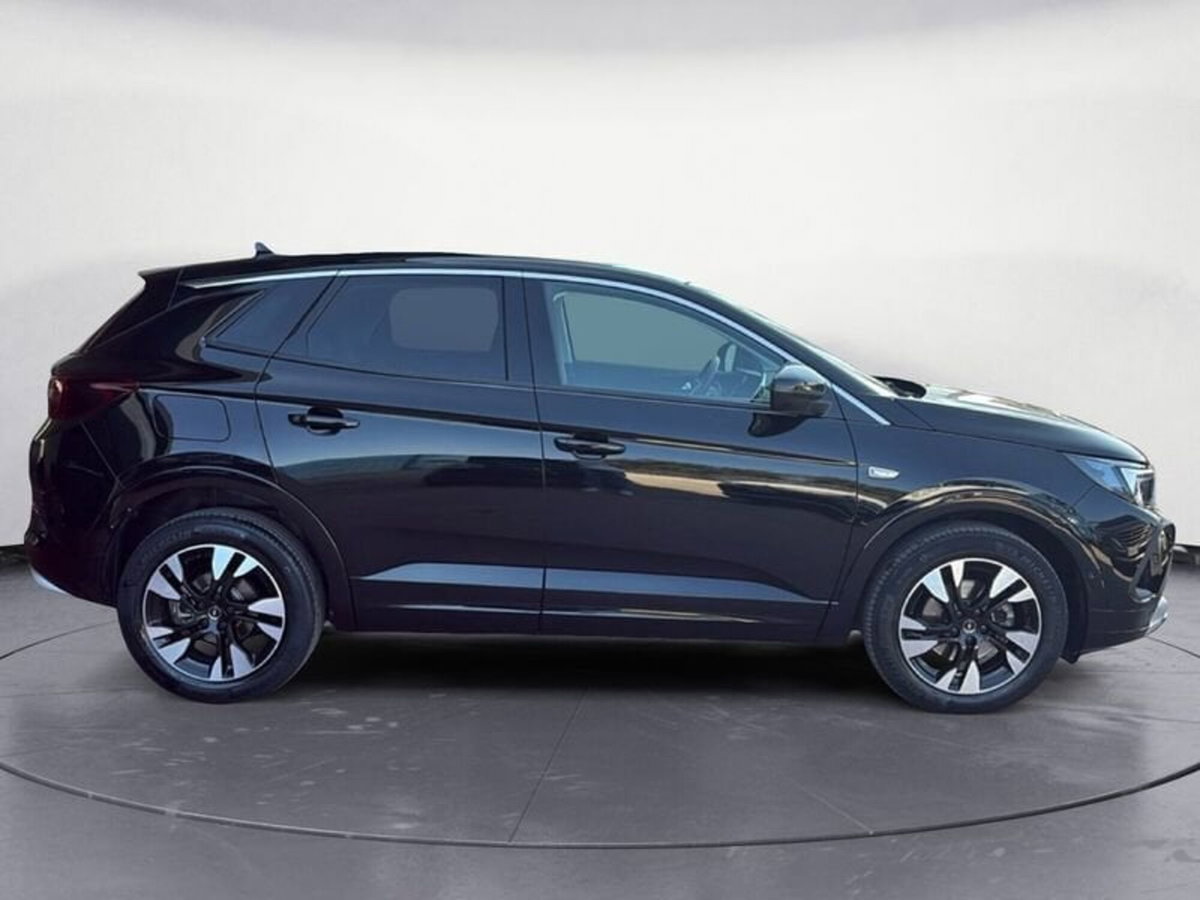 Opel Grandland 1.5 ecotec GS s&s 130cv at8 (4)