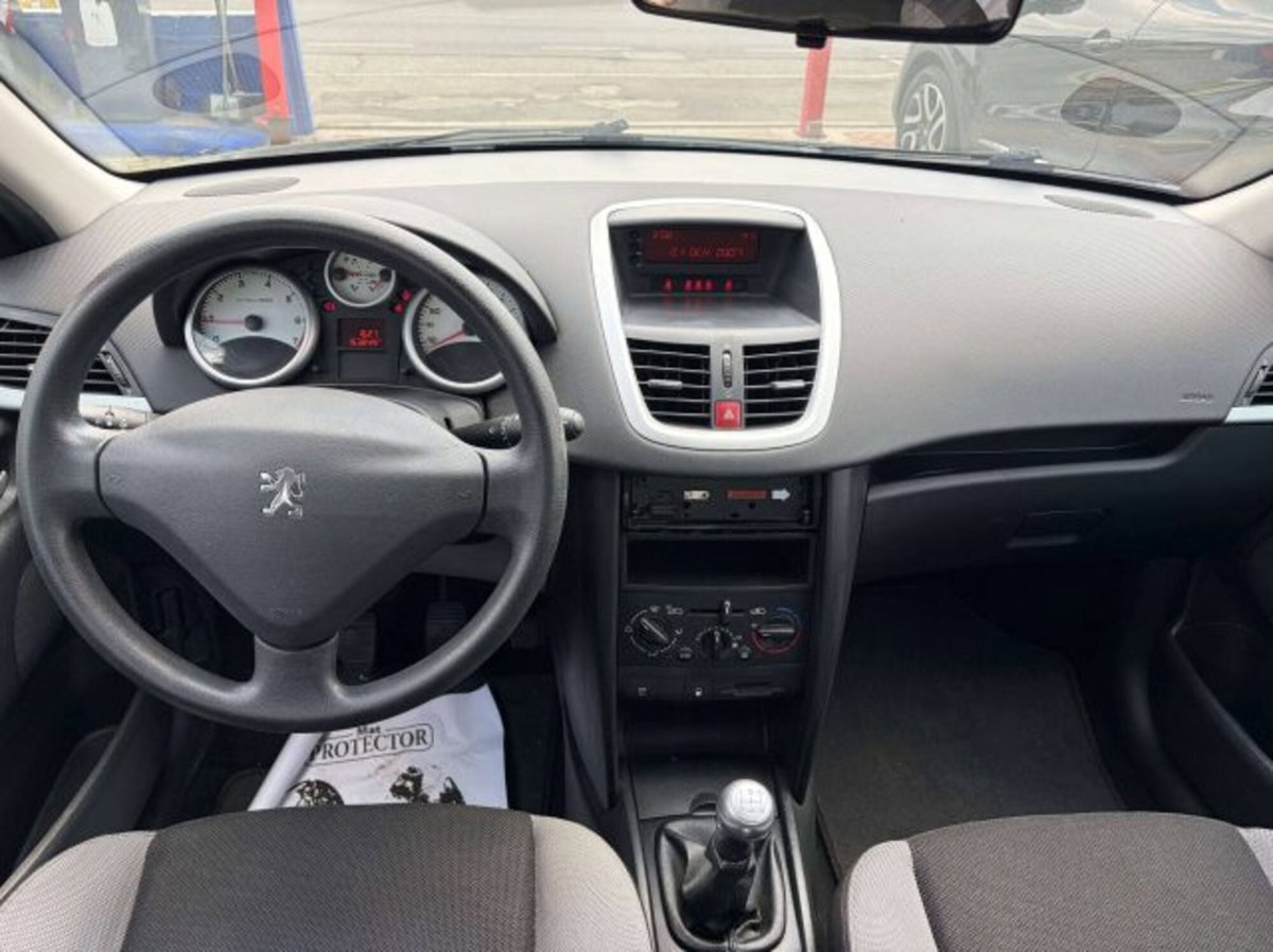Peugeot 207 8V 75CV 5p. Access ECO GPL (7)