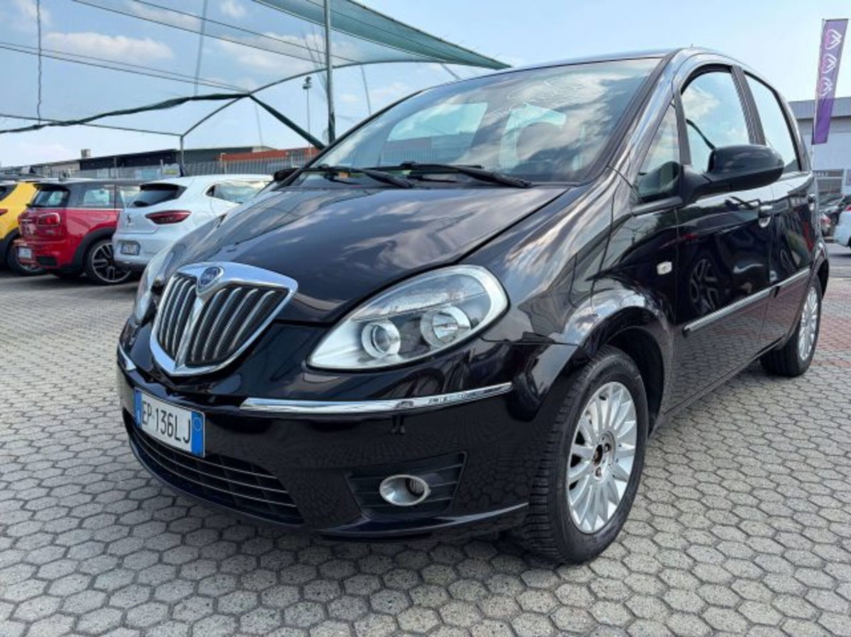 Lancia Musa 1.4 8V Ecochic (GPL) 5th Avenue