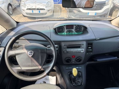 Lancia Musa 1.4 8V Ecochic (GPL) 5th Avenue (8)