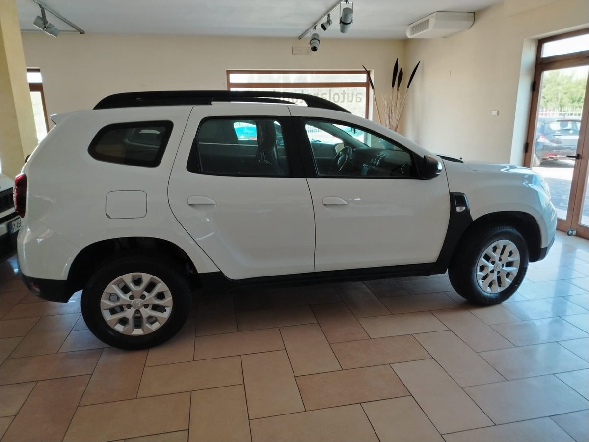 Dacia Duster 1.0 TCe 100 CV ECO-G 4x2 Prestige (2)