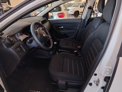 Dacia Duster 1.0 TCe 100 CV ECO-G 4x2 Prestige (6)