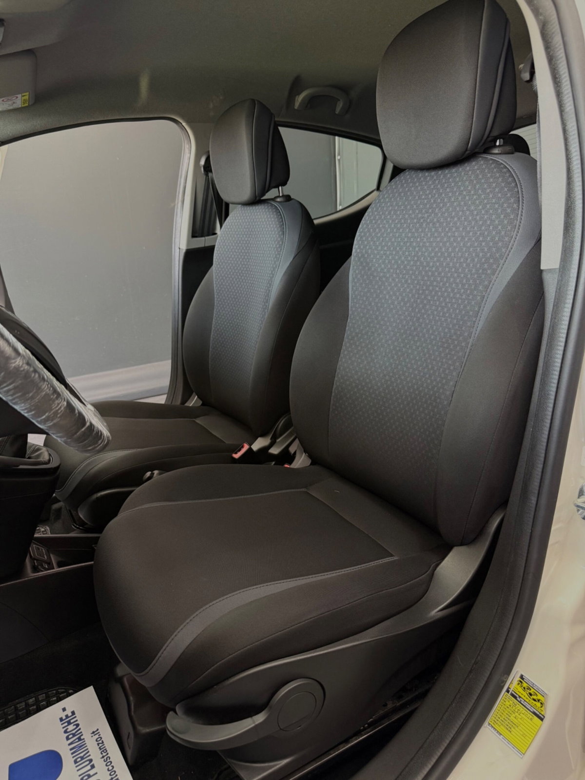 Lancia Ypsilon 1.2 69 CV 5 porte Gold (14)