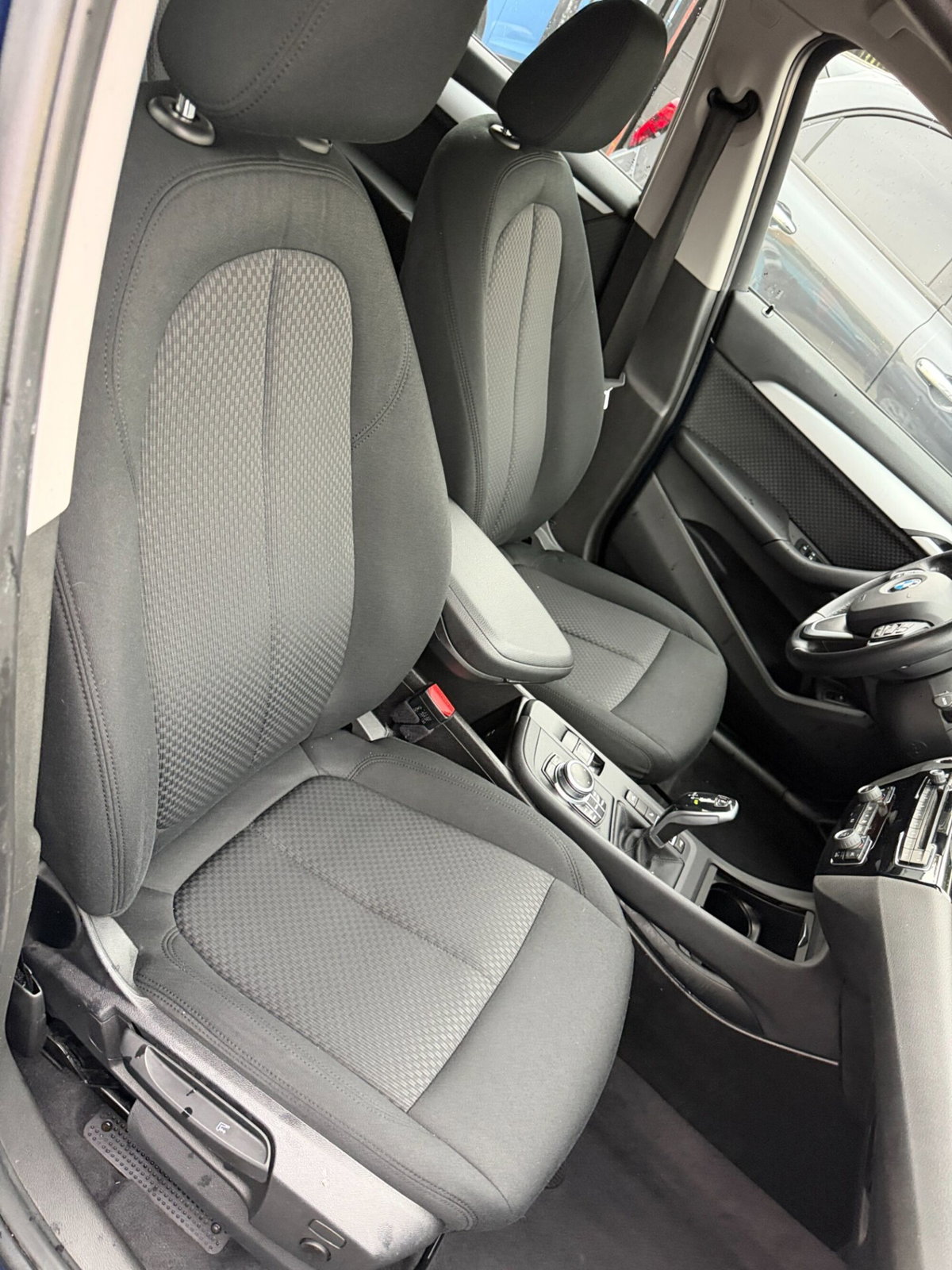 BMW X1 xDrive20d Business Advantage (17)
