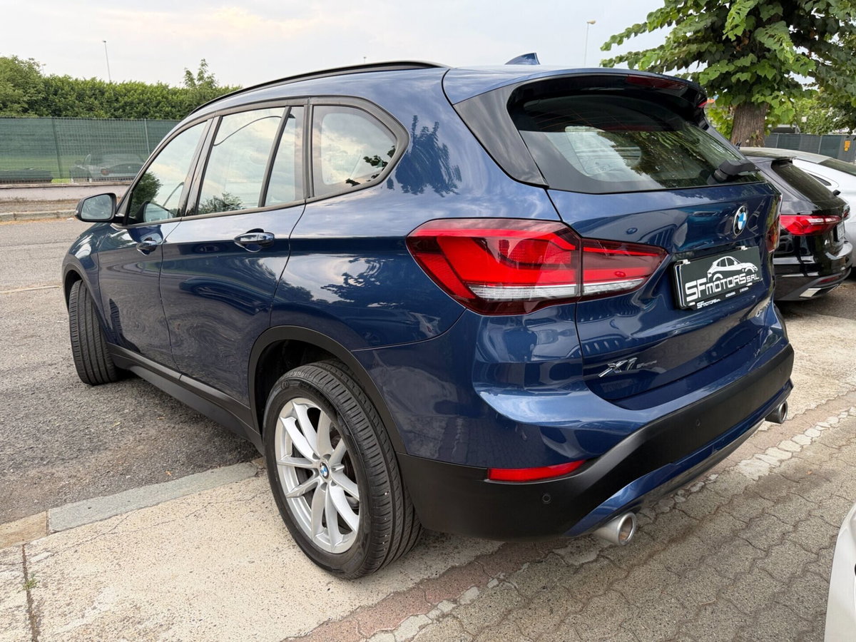 BMW X1 xDrive20d Business Advantage (4)