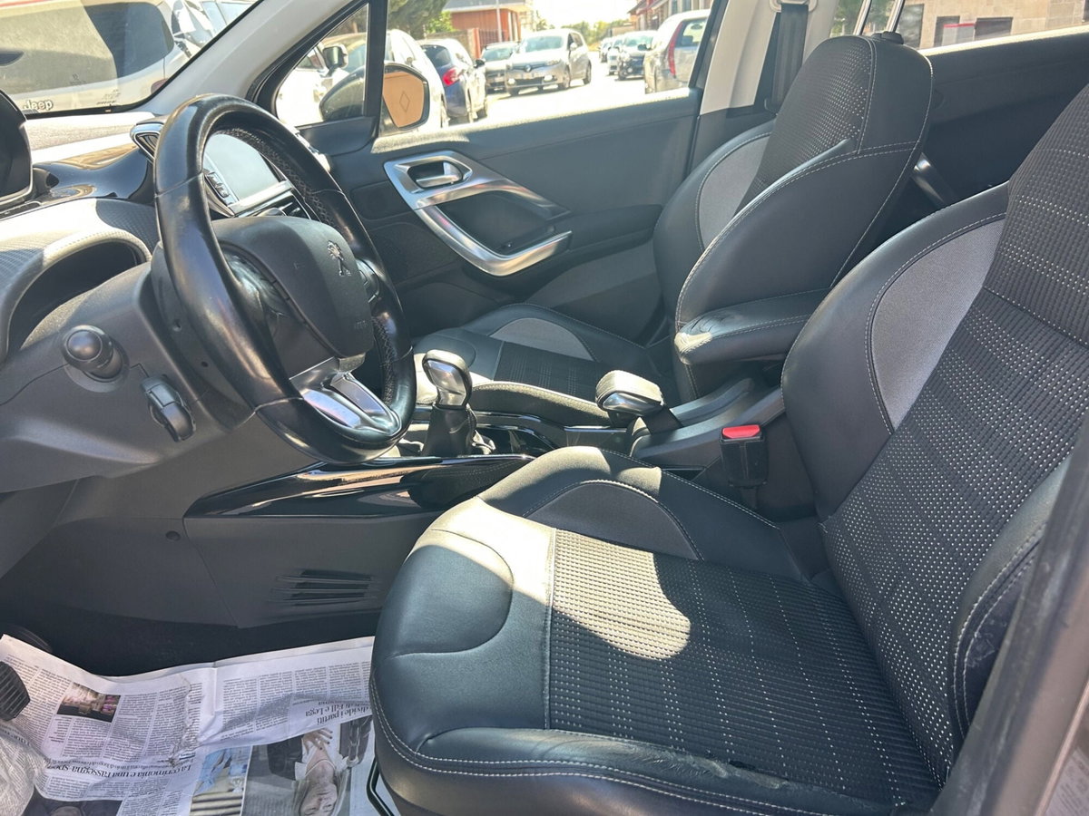 Peugeot 2008 100 S&S Allure (19)