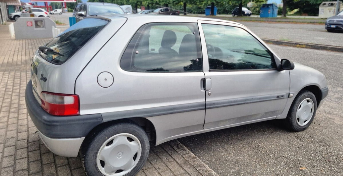 Citroen Saxo 1.1i cat 3 porte A (4)