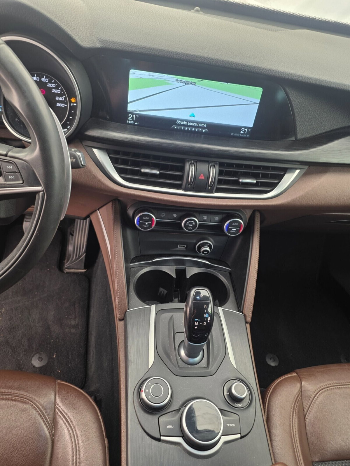 Alfa Romeo Stelvio Stelvio 2.2 Turbodiesel 180 CV AT8 RWD Executive (14)