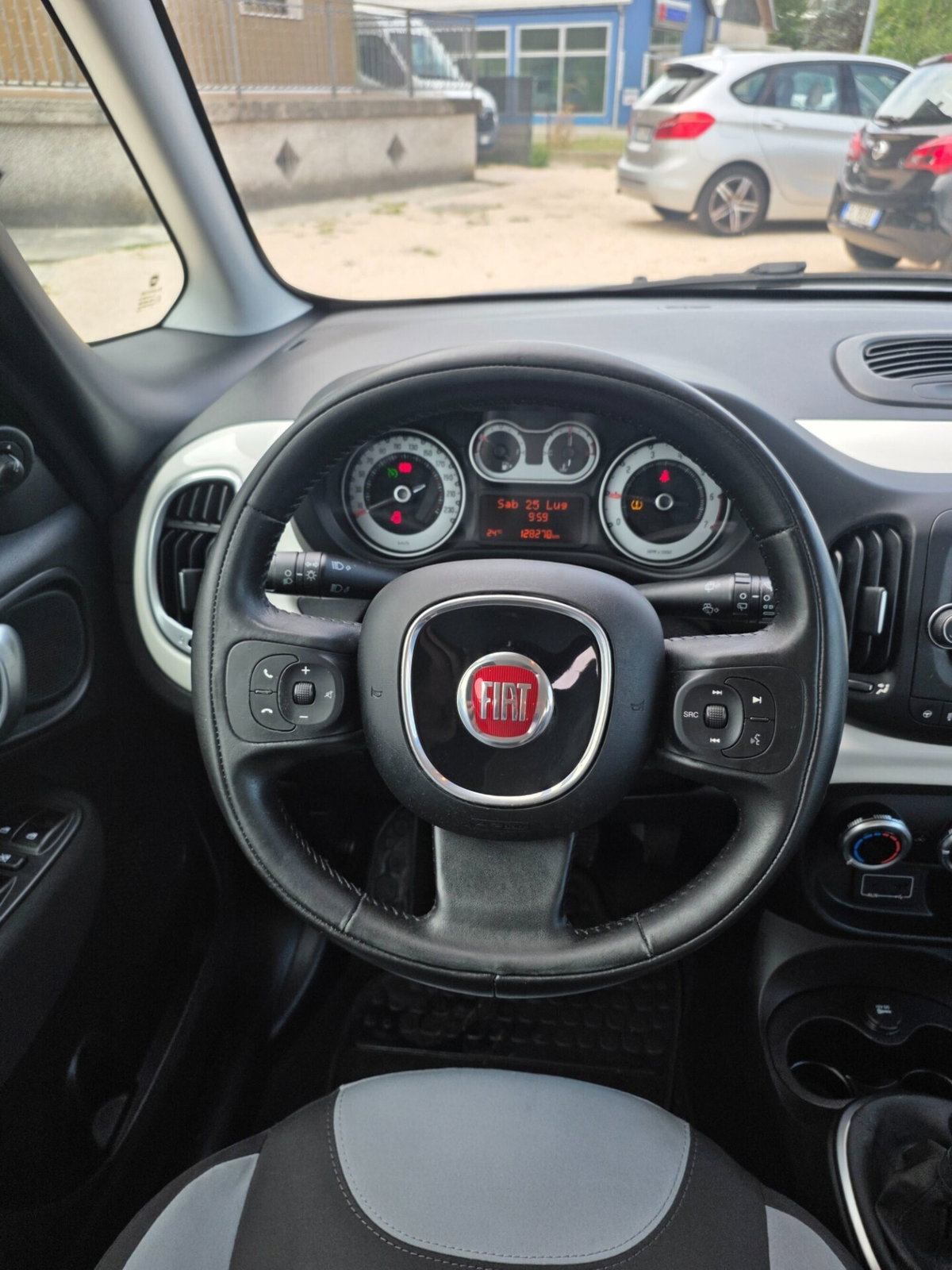Fiat 500L 1.4 95 CV Pop (12)