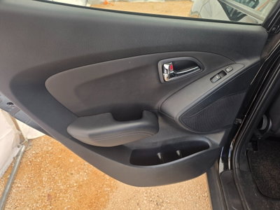 Hyundai ix35 1.7 CRDi 2WD Comfort (18)