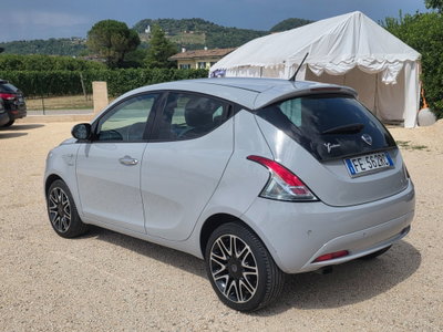 Lancia Ypsilon 1.2 69 CV 5 porte Mya (4)