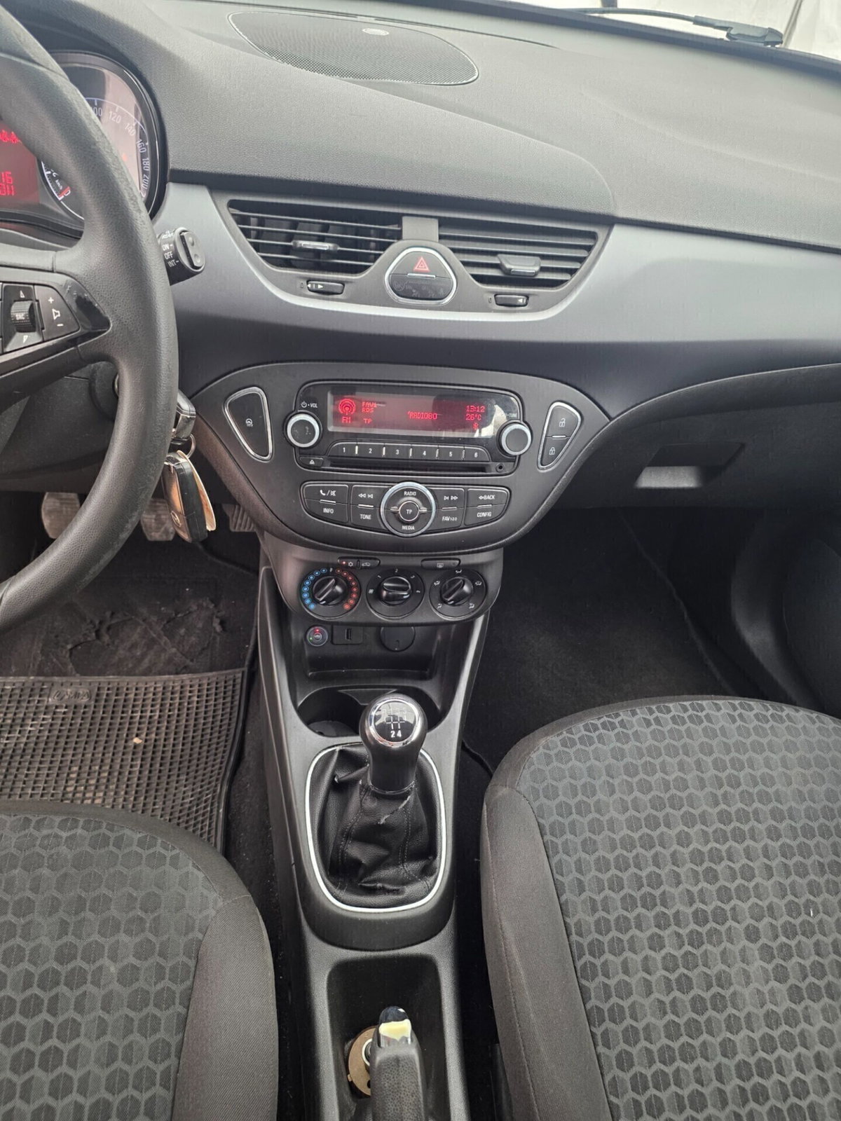 Opel Corsa 1.2 85CV 5 porte GPL-TECH Edition (13)