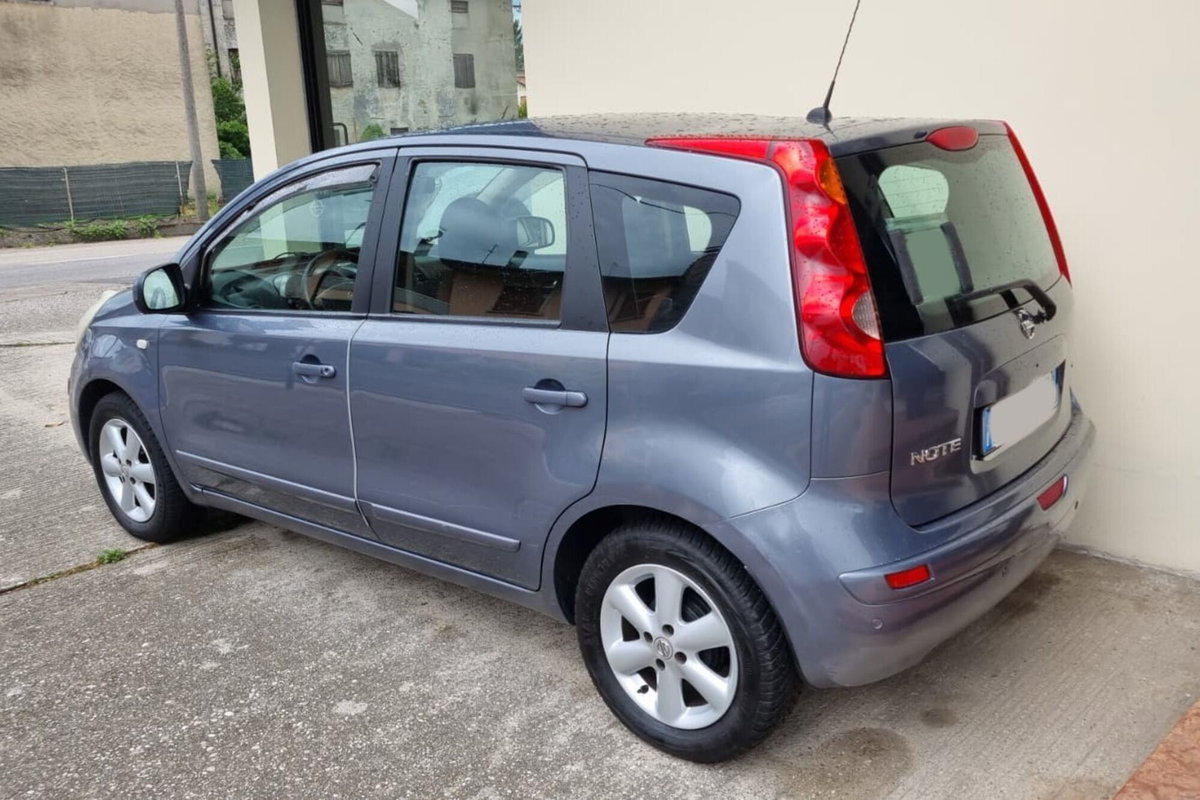 Nissan Note 1.4 16V Acenta (3)