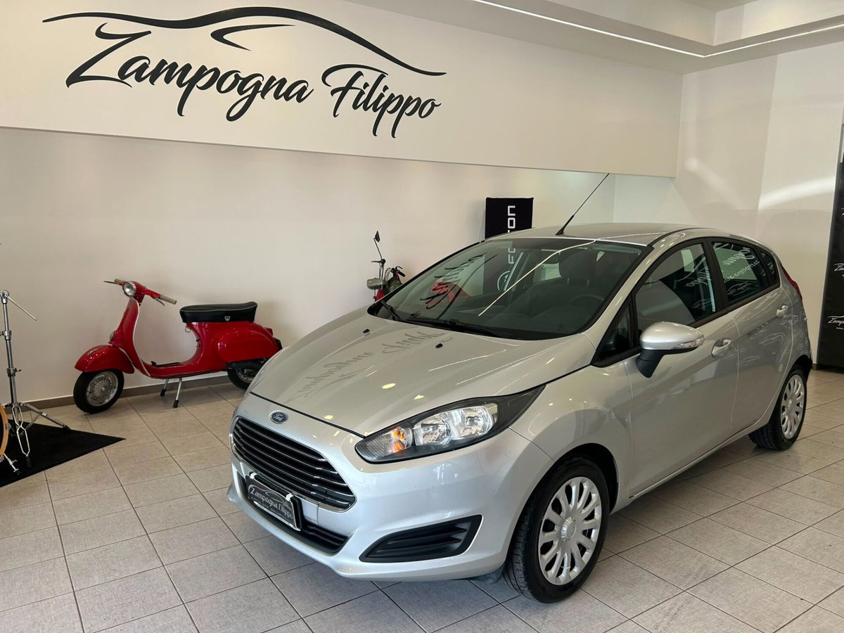 Ford Fiesta 1.5 TDCi 75CV 5 porte Titanium