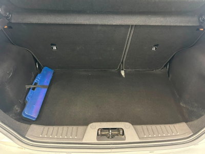 Ford Fiesta 1.5 TDCi 75CV 5 porte Titanium (12)
