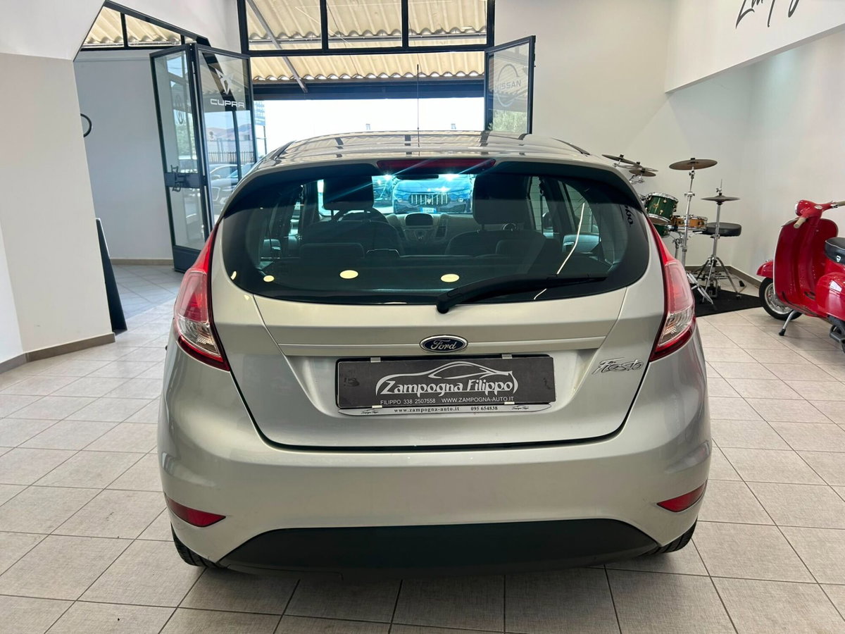 Ford Fiesta 1.5 TDCi 75CV 5 porte Titanium (5)