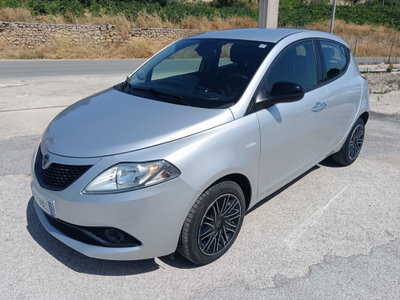 Lancia Ypsilon 1.2 69 CV 5 porte Gold usata