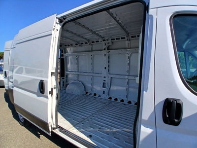 Fiat Ducato Furgone L3H2 2.2 diesel 140cv auto (11)