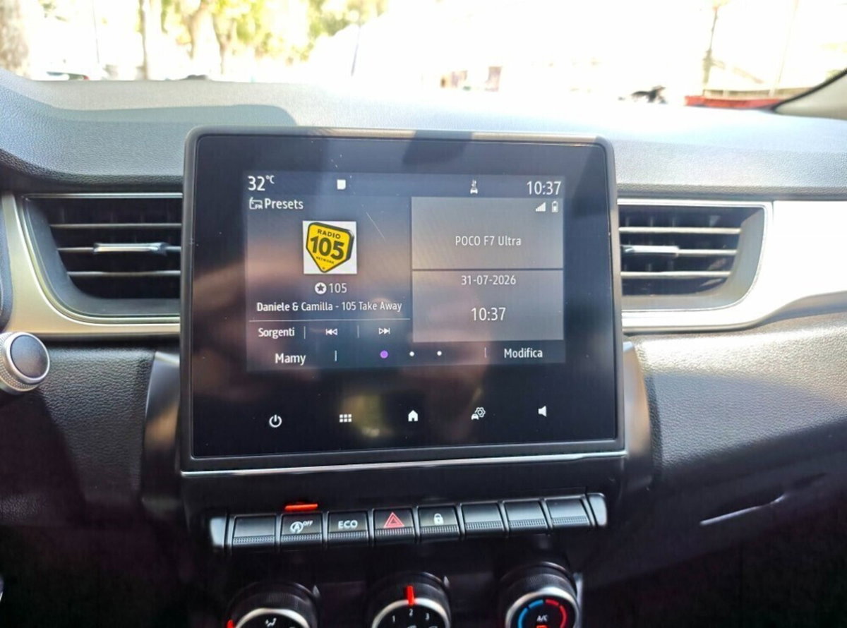 Renault Captur TCe 100 CV Zen (14)