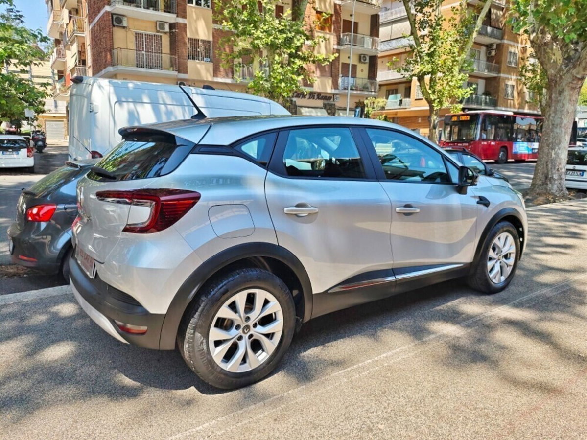Renault Captur TCe 100 CV Zen (4)