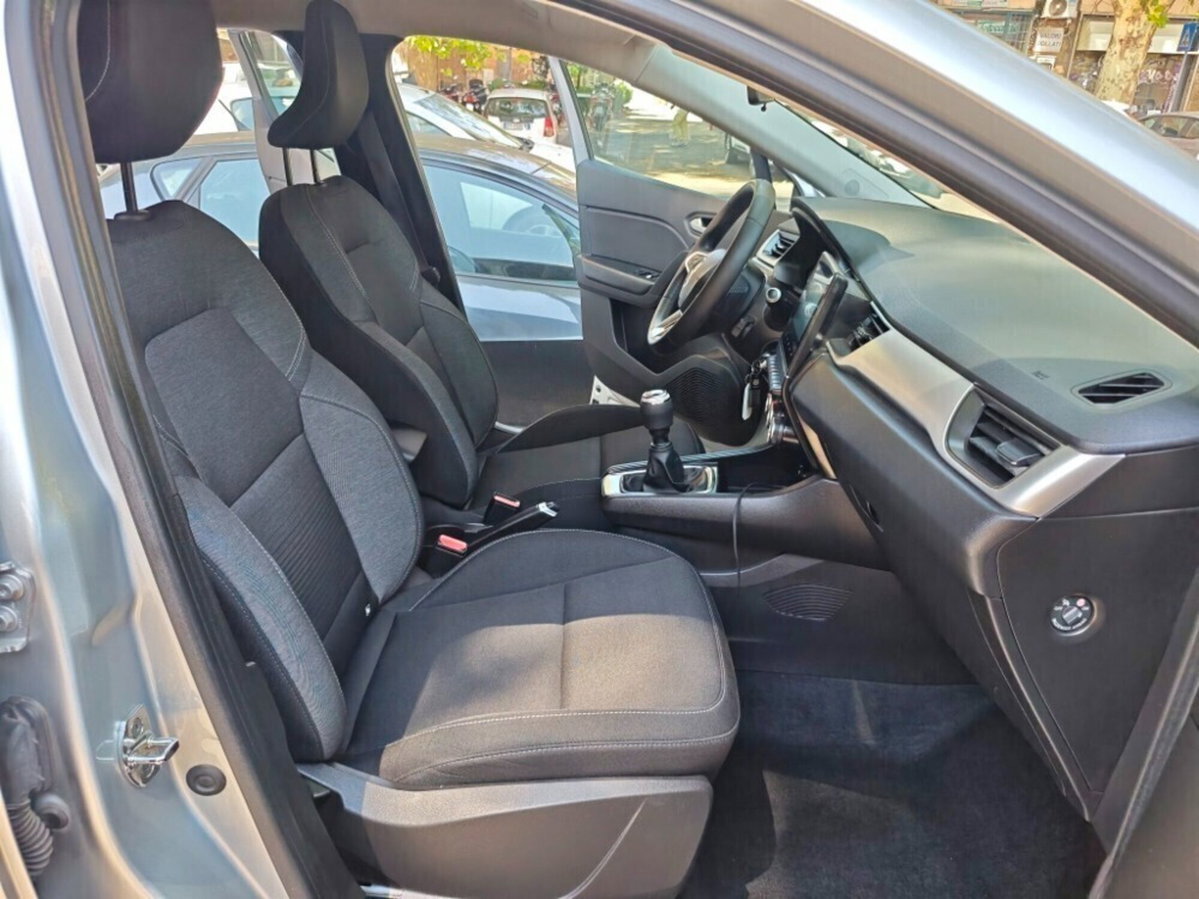 Renault Captur TCe 100 CV Zen (8)