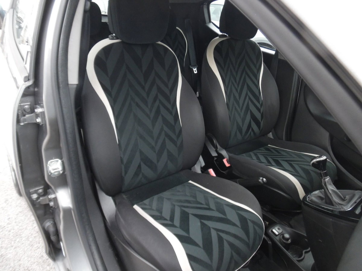 Lancia Ypsilon 1.3 MJT 16V 95 CV 5 porte S&S Gold (13)