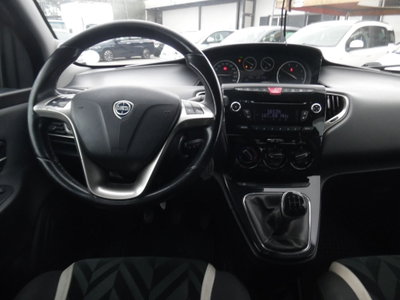 Lancia Ypsilon 1.3 MJT 16V 95 CV 5 porte S&S Gold (15)