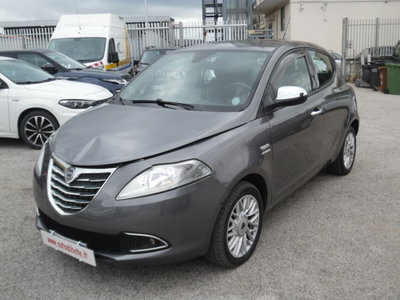 Lancia Ypsilon 1.3 MJT 16V 95 CV 5 porte S&S Gold (3)