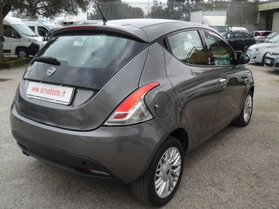 Lancia Ypsilon 1.3 MJT 16V 95 CV 5 porte S&S Gold (7)