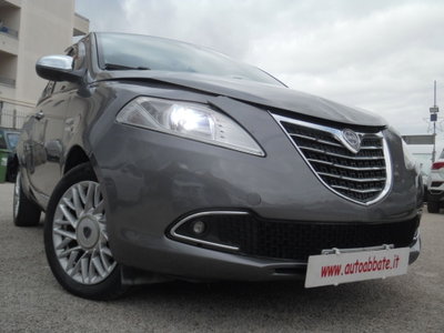 Lancia Ypsilon 1.3 MJT 16V 95 CV 5 porte S&S Gold (9)