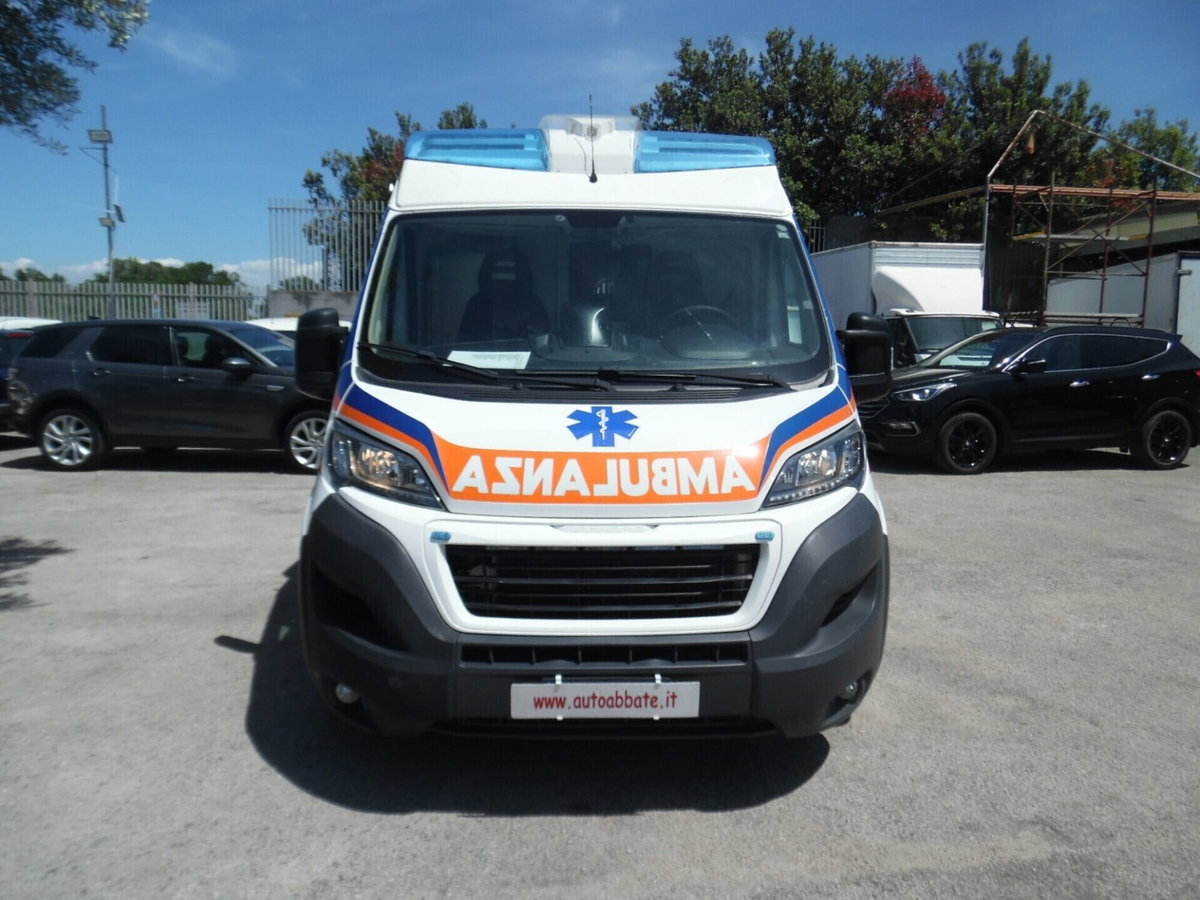 Peugeot Boxer Furgone 335 2.0 BlueHDi PM-TM Furgone coibentato (2)
