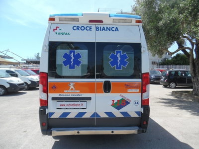 Peugeot Boxer Furgone 335 2.0 BlueHDi PM-TM Furgone coibentato (6)