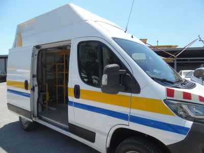 Peugeot Boxer Furgone 335 2.0 BlueHDi PM-TM Furgone coibentato (10)