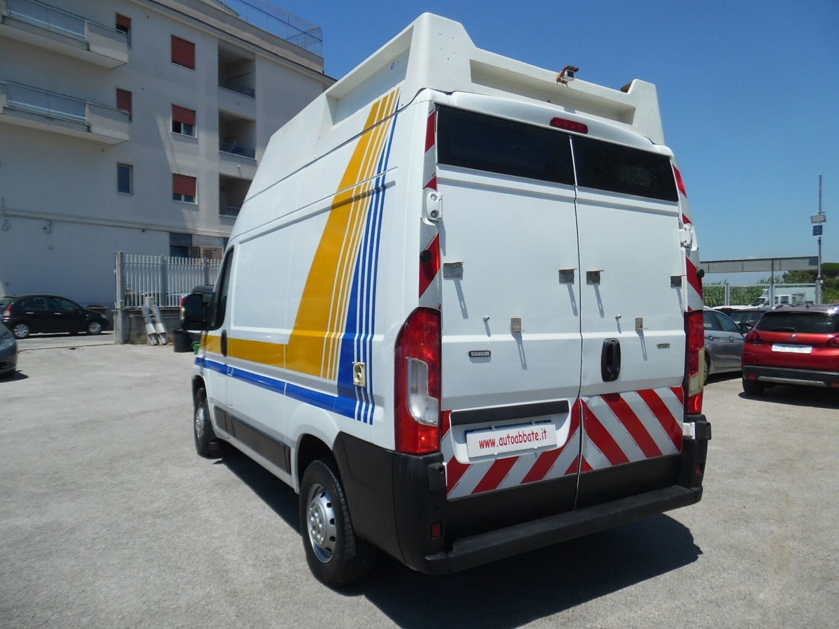Peugeot Boxer Furgone 335 2.0 BlueHDi PM-TM Furgone coibentato (5)